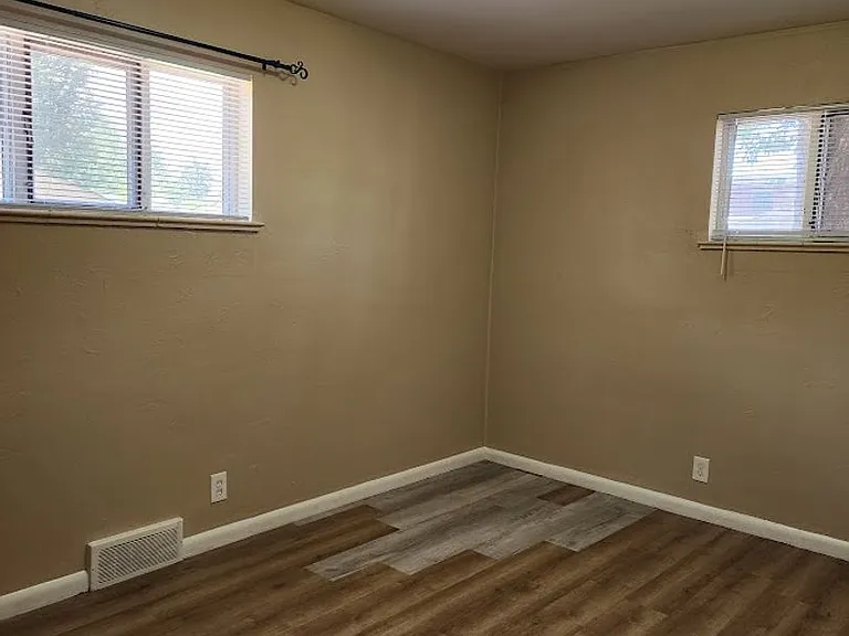 1225 Upham St — Photo 10