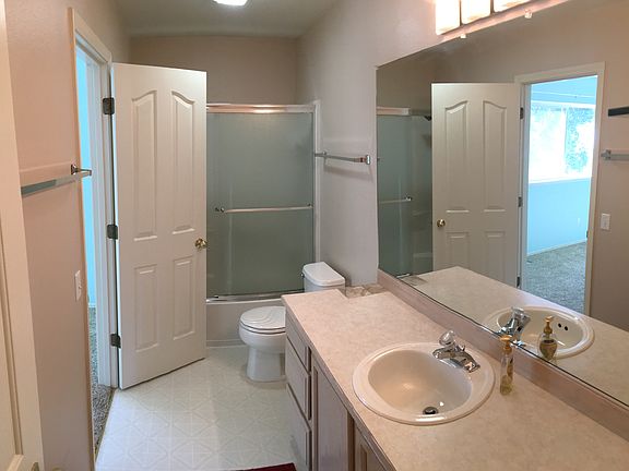 Upstairs/Master Bathroom