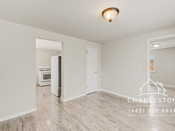 5th image of 1833 Orangeburg St APT C