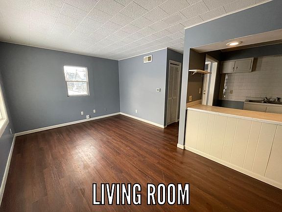 3rd image of 936 N Hazel St #D