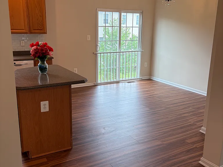 18340 Roy Croft Dr — Photo 5