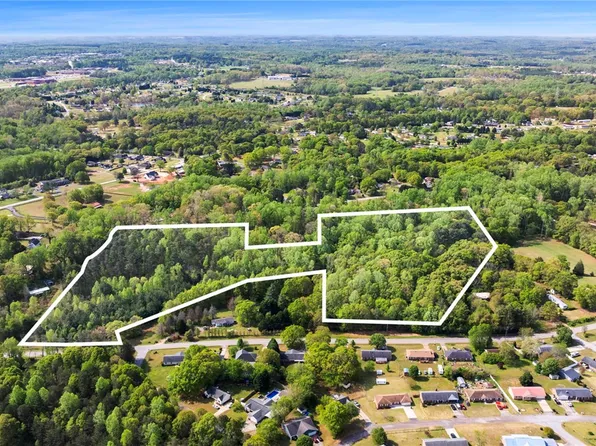 4371 Old Easley Bridge Rd, Easley, SC 29642