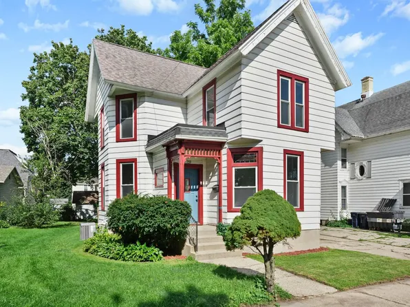 159 S High St, Janesville, WI 53548