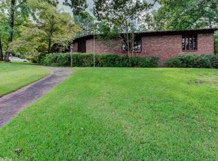 20 Oakwood Rd, Little Rock, AR 72202