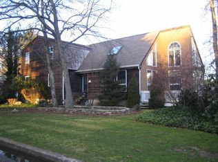 134 Berry Ln, Bristol, RI 02809