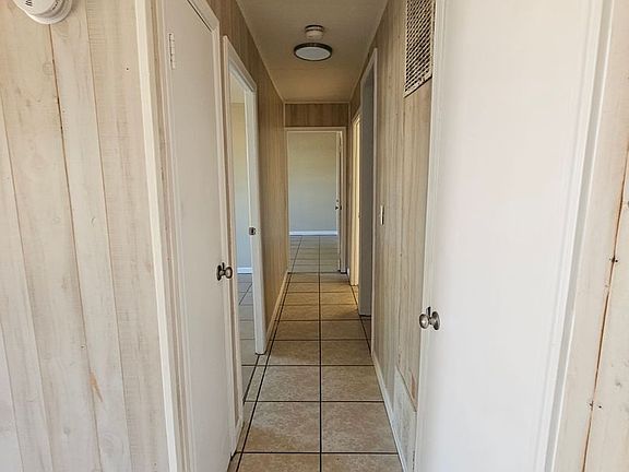 5th image of 4529 Wactor St