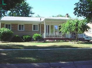 344 W Parker Ave, Madison Heights, MI 48071