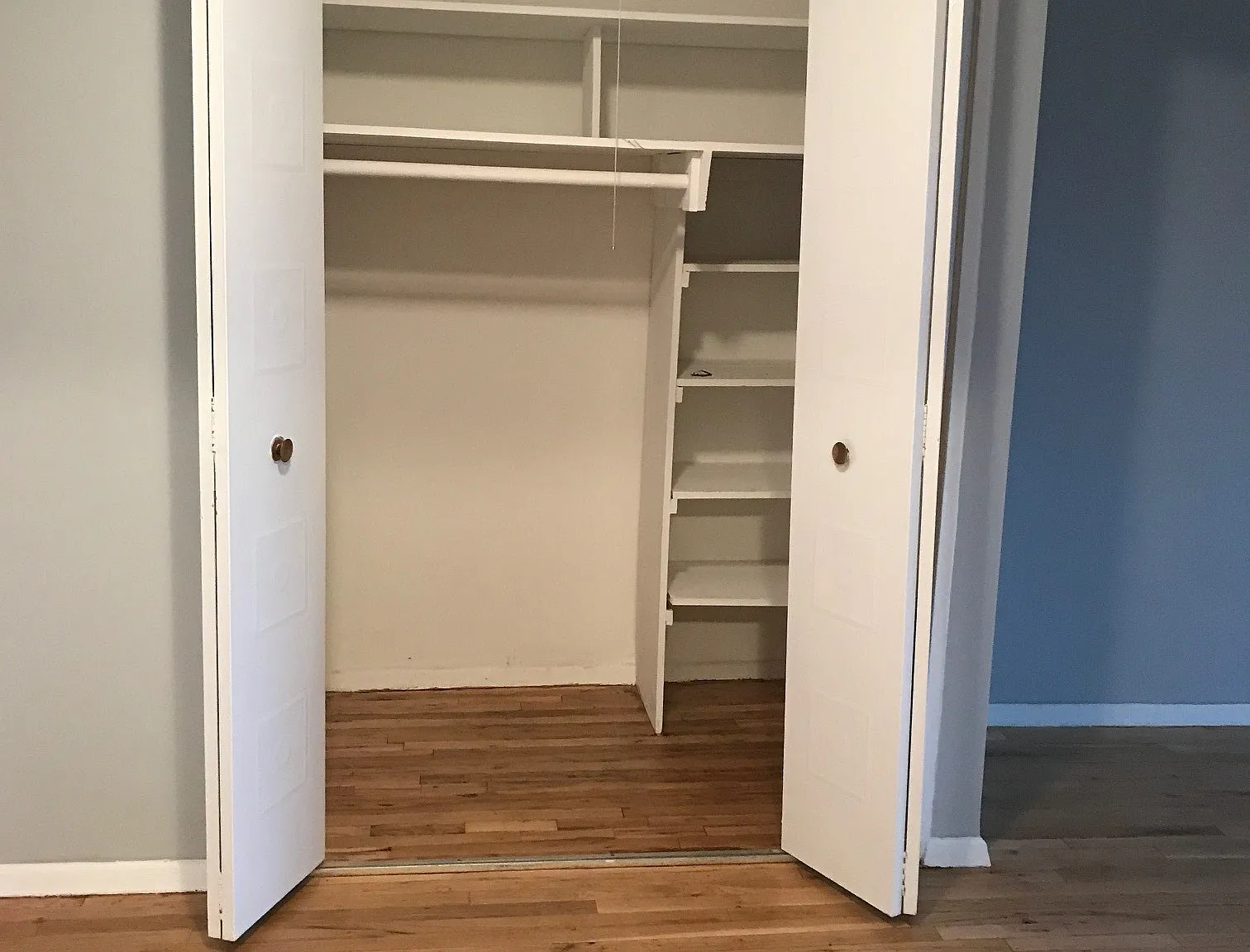 Studio, 695 sqft, $1,899 — Photo 3