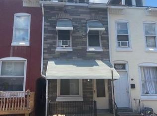 944 Moss St, Reading, PA 19604