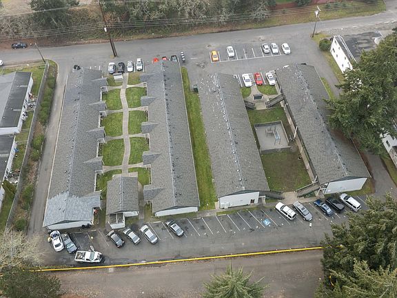 4th image of 12809 47th Ave SW #B-06