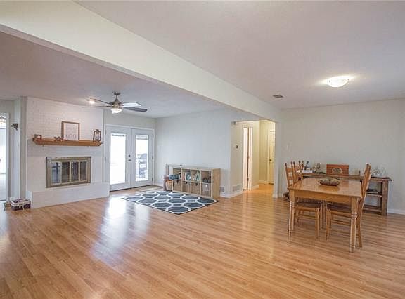 2nd image of 107 Burkett Ln