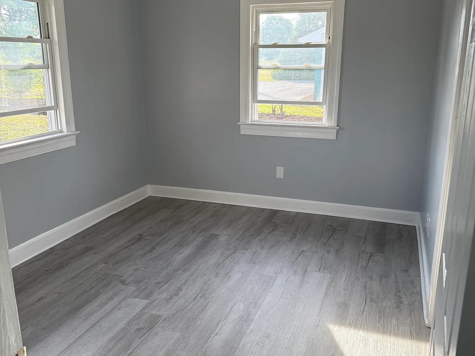 3 bed, 1040 sqft, $1,800 — Photo 3