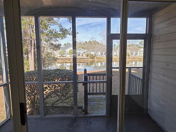 5th image of 6850 King Arthur Dr. #101