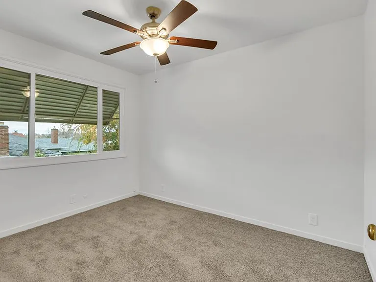 2549 Cumberland Rd — Photo 12