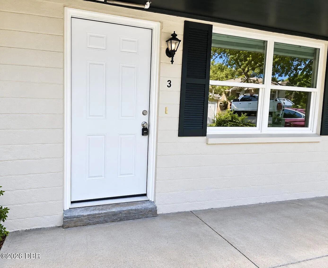 1 bed, 1.0 bath, 630 sqft, $975 — Photo 1
