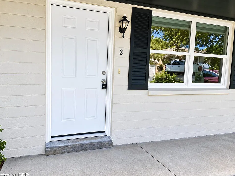 135 North St #3