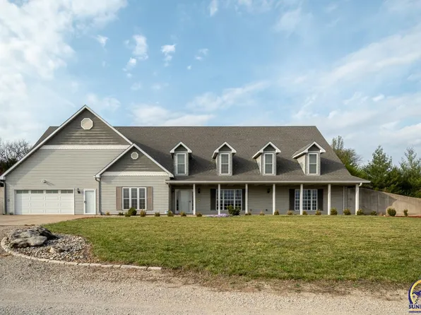 721 E 1650th Rd, Baldwin City, KS 66006