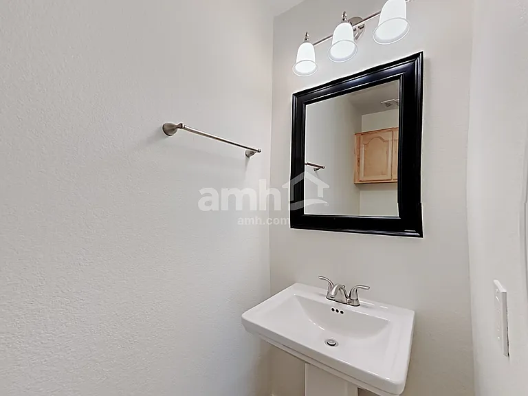 28402 N 25th Ave — Photo 9