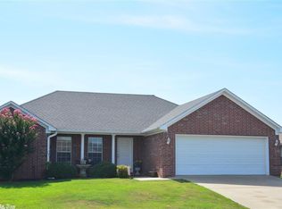 2395 Apple Blossom, Conway, AR 72034