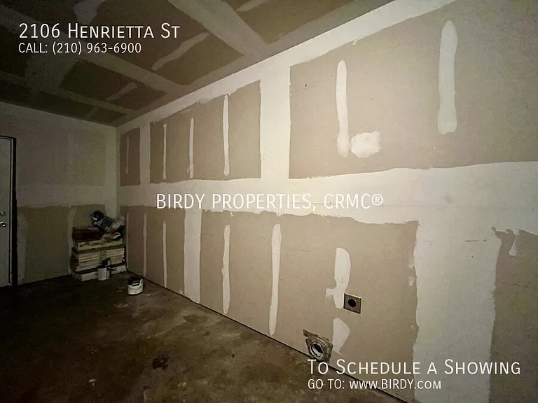 2106 Henrietta St — Photo 26