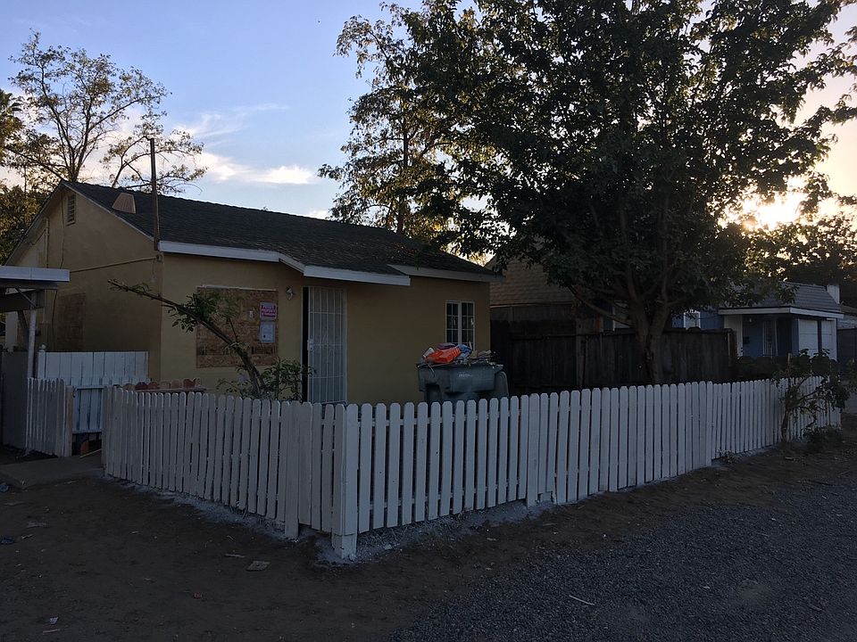 1st image of 3539 N Del Mar Ave