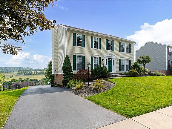 2nd image of 160 Vista Dr