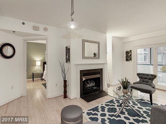 2nd image of 1045 N Utah St #2203