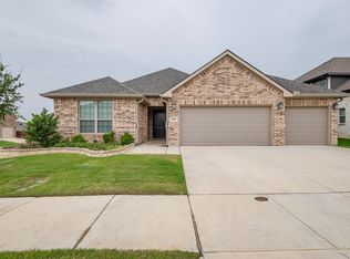 14601 Donner Trl, Roanoke, TX 76262