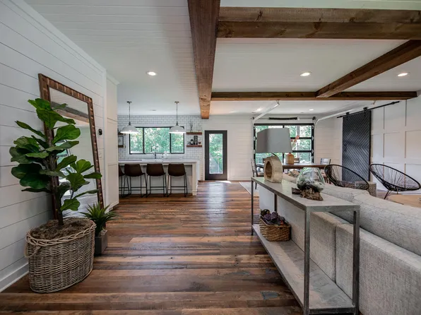 2822 Louisville Boatdock Rd, Louisville, TN 37777