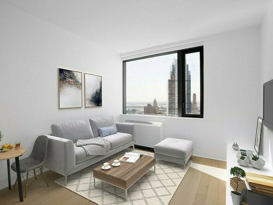 1st image of 10 City Pt APT 35D