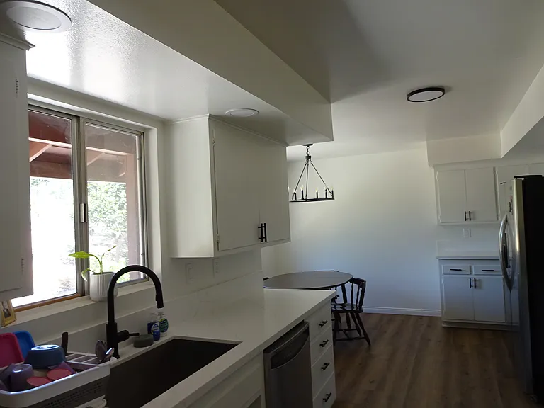 943 Oak Ave — Photo 52