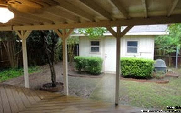 5th image of 3951 Chimney Springs Dr