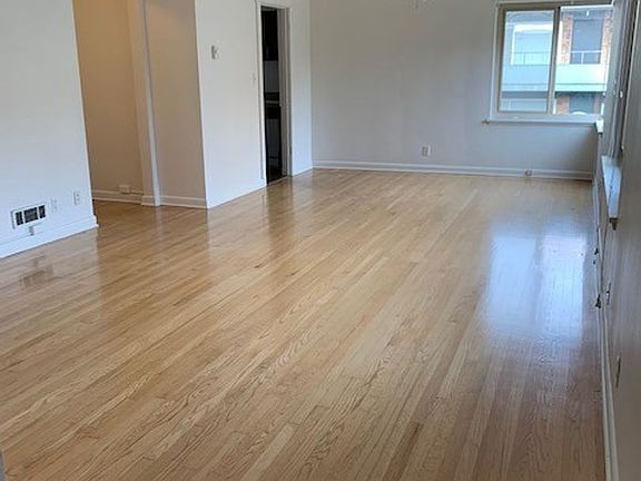 5th image of 1205 Queen Anne Ave N #310