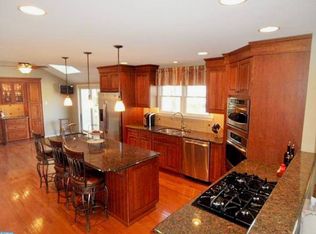 355 Newgate Rd, Langhorne, PA 19047