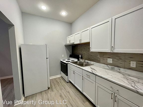 5th image of 552-554 Jefferson Ave #552