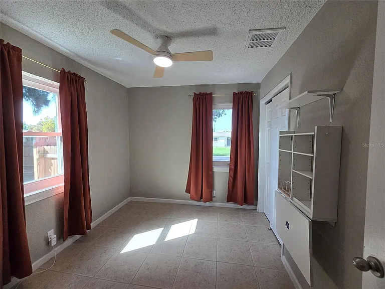 6001 Cedar St NE — Photo 29