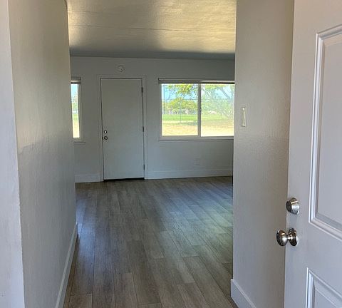 2nd image of 6844 Bismarck Dr