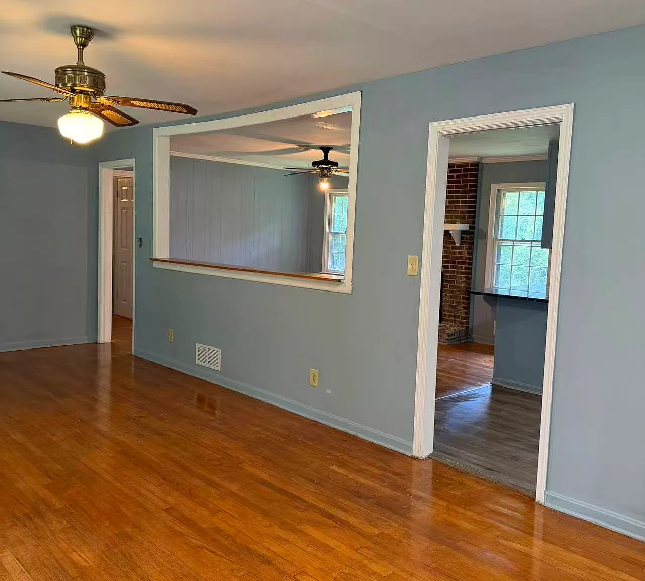 3 bed, 1442 sqft, $1,800 — Photo 4