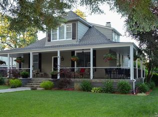 9 Grove Ln, San Anselmo, CA 94960