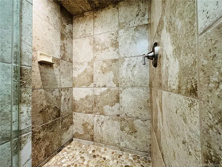 9490 S Ocean Dr #213 — Photo 44