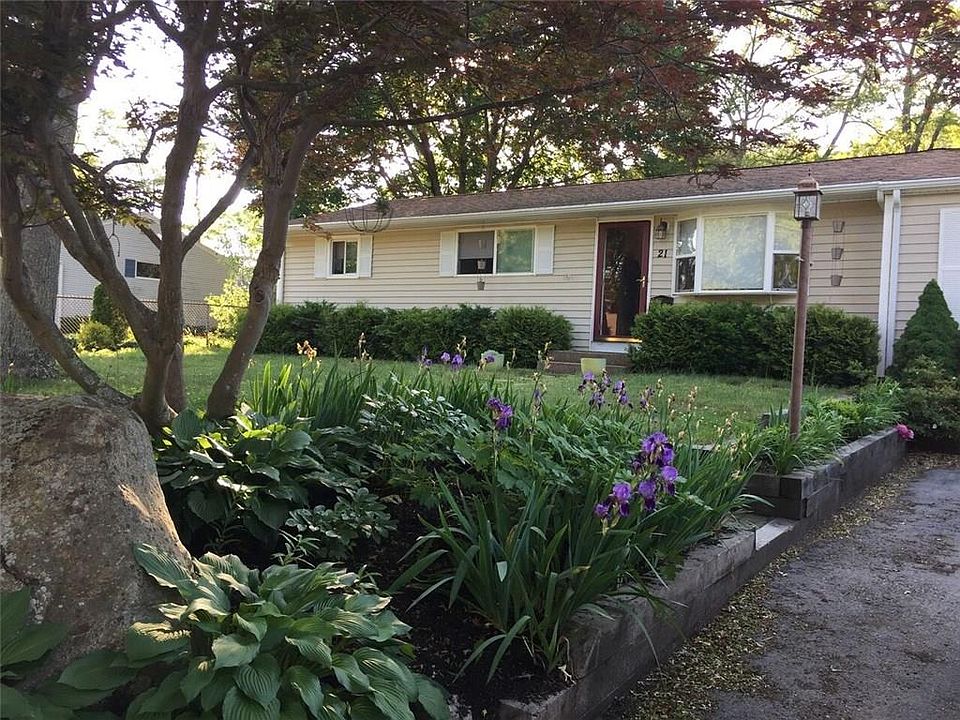 1st image of 21 Rawlinson Dr