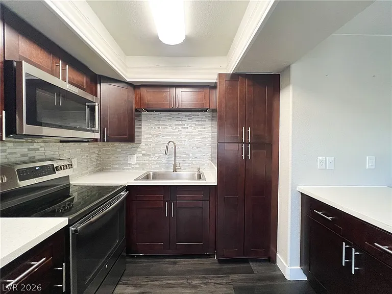 8410 Eldora Ave #1004 — Photo 30