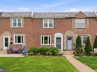 332 Gramercy Dr, Clifton Heights, PA 19018