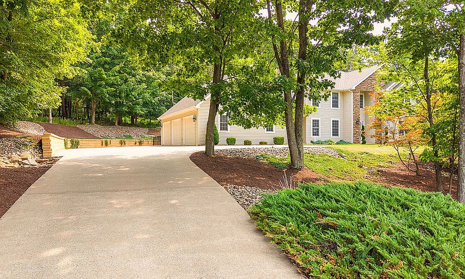 1st image of 194 Kaseville Rd