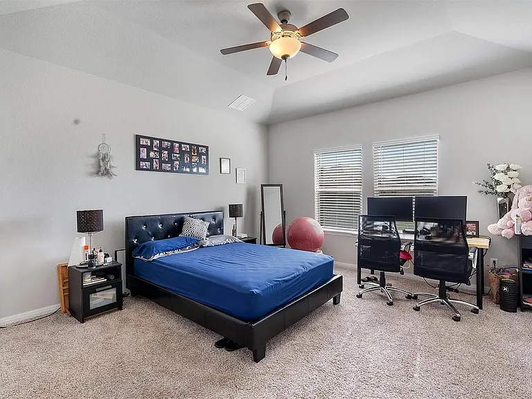 14501 Bryce Ln — Photo 6