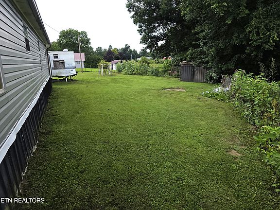 4th image of 1195 Buffalo Rd