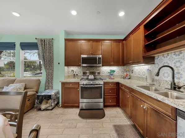 1545 Crown Ln Unit 6, Chula Vista, CA 91915