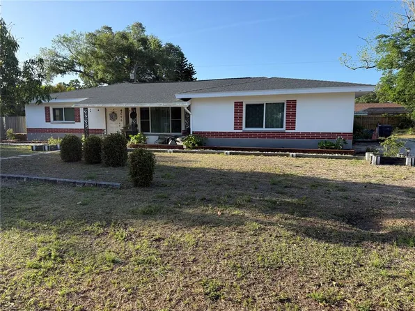 4696 48th Ave N, Saint Petersburg, FL 33714