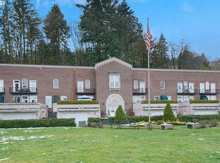 10462 NE 2nd Ave, Portland, OR 97231