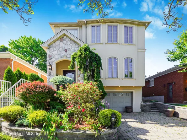 182 Benedict Ave, Staten Island, NY 10314